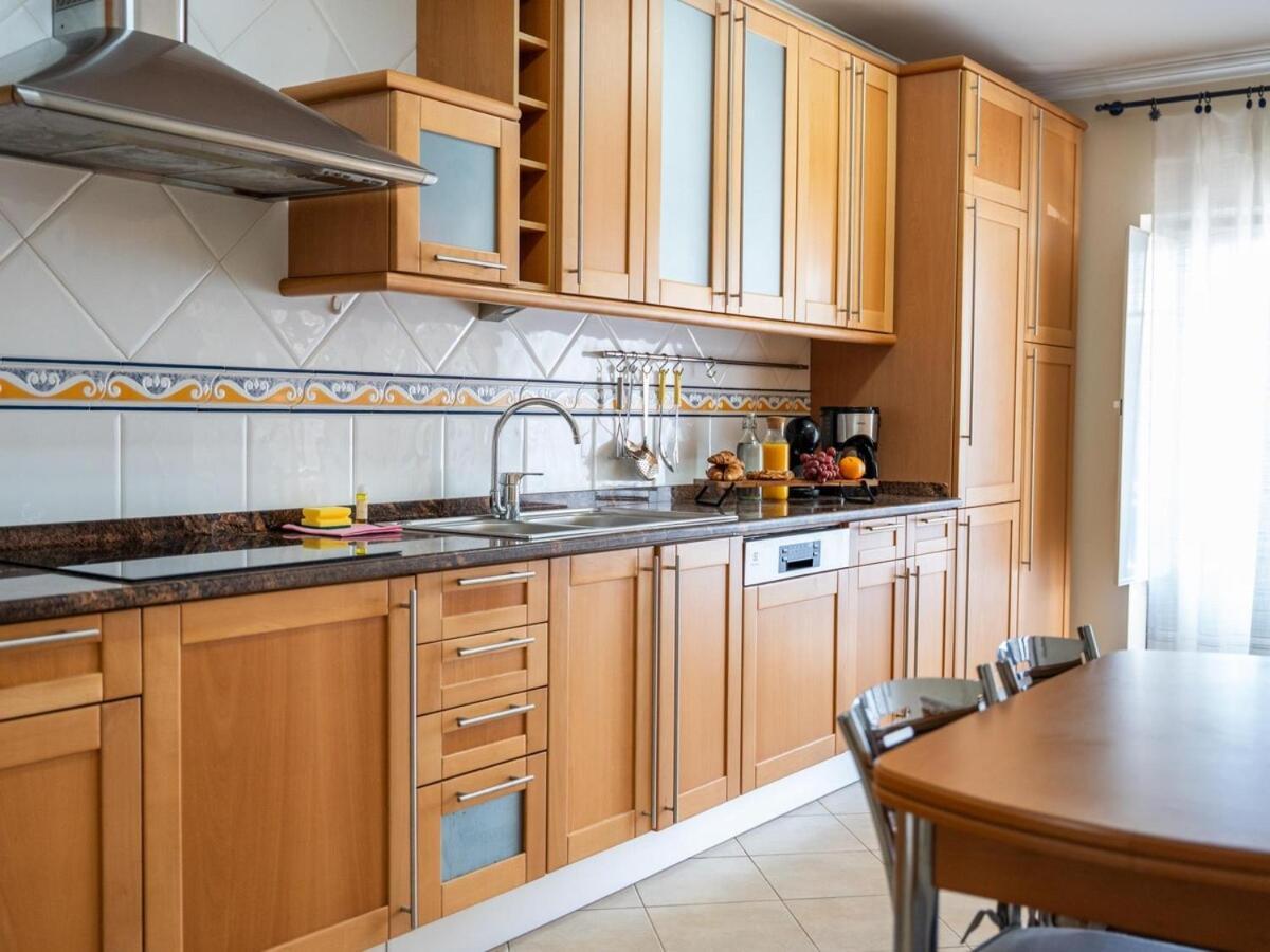 Apartment Oura Sunrise 3b - Sea View & Oura & Location Albufeira