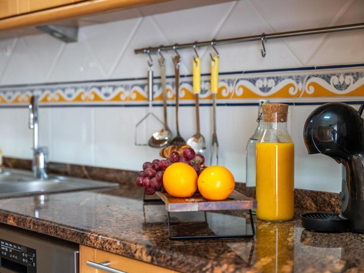 Oura Sunrise 3b - Sea View & Oura & Location Apartment Albufeira